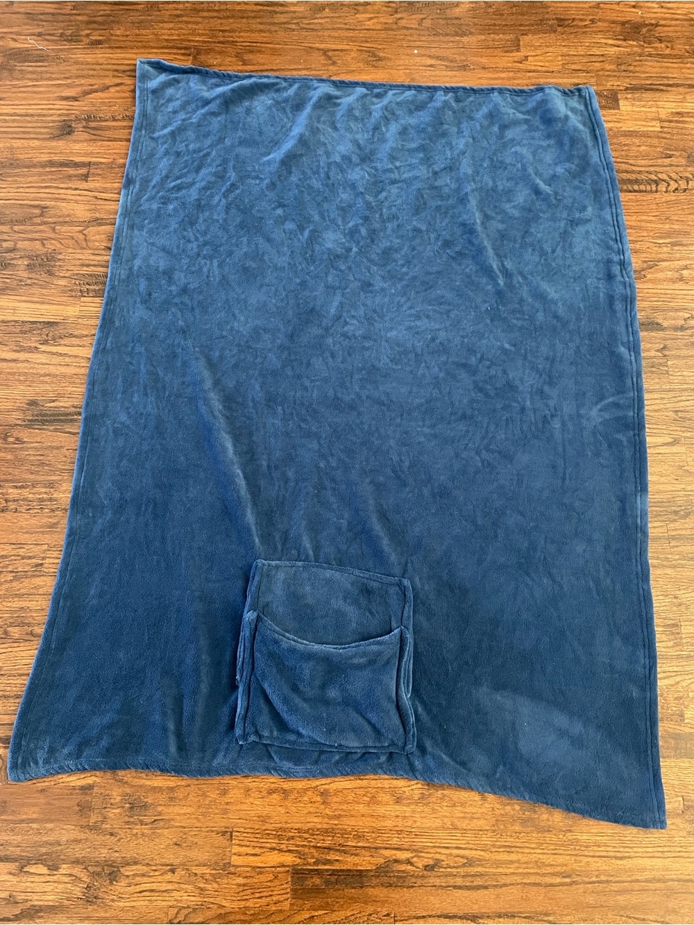 Plush Navy Blue Throw Blanket with Pocket